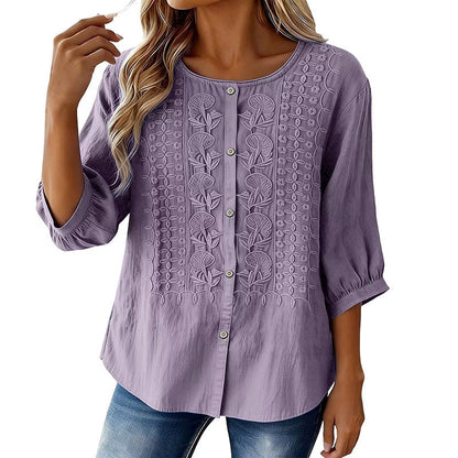 👕🌸 Broderad bomull-linne blus med knappar och 3/4-ärmar