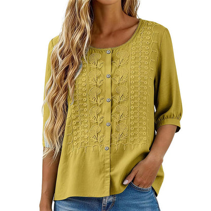 👕🌸 Broderad bomull-linne blus med knappar och 3/4-ärmar