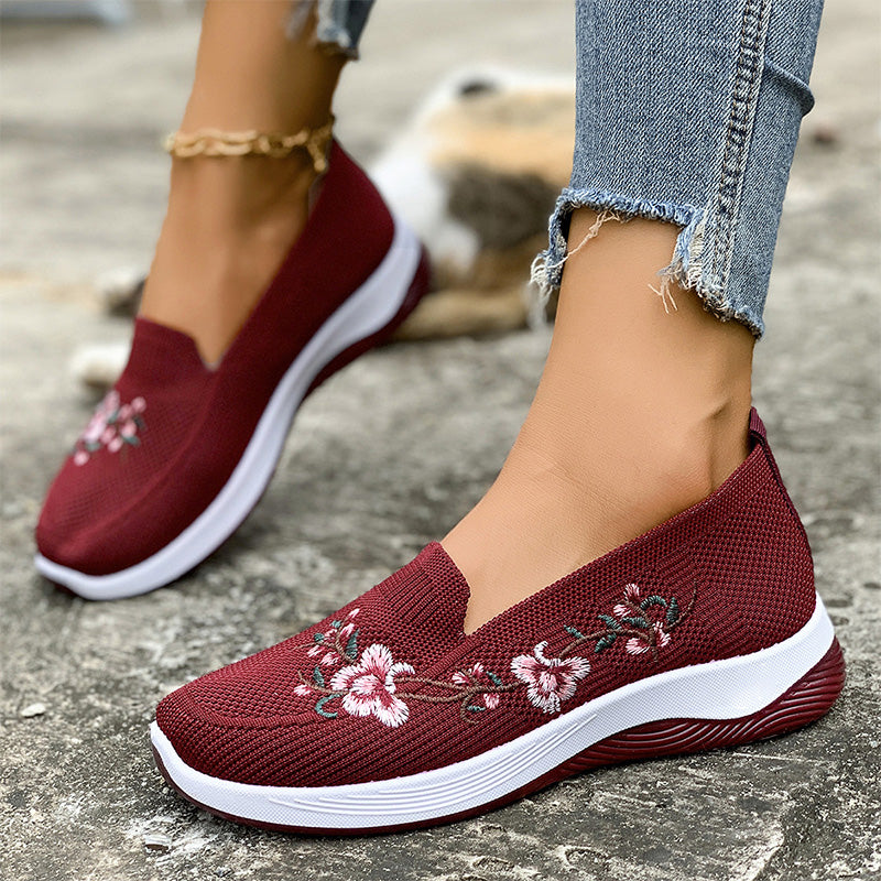 👟🌸 Blommiga mesh slip-on skor