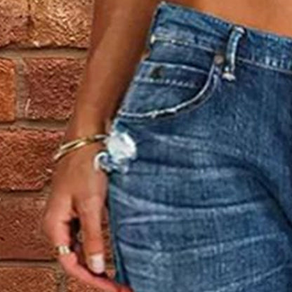 👖 50 % RABATT NU! 🔥 Slim fit-jeans med utsvängda ben i sliten stil för dam – Stretchig denim och vintage-look – Slitna detaljer, smickrande passform – perfekta för avslappnade dagar eller en tuff streetstyle ✨