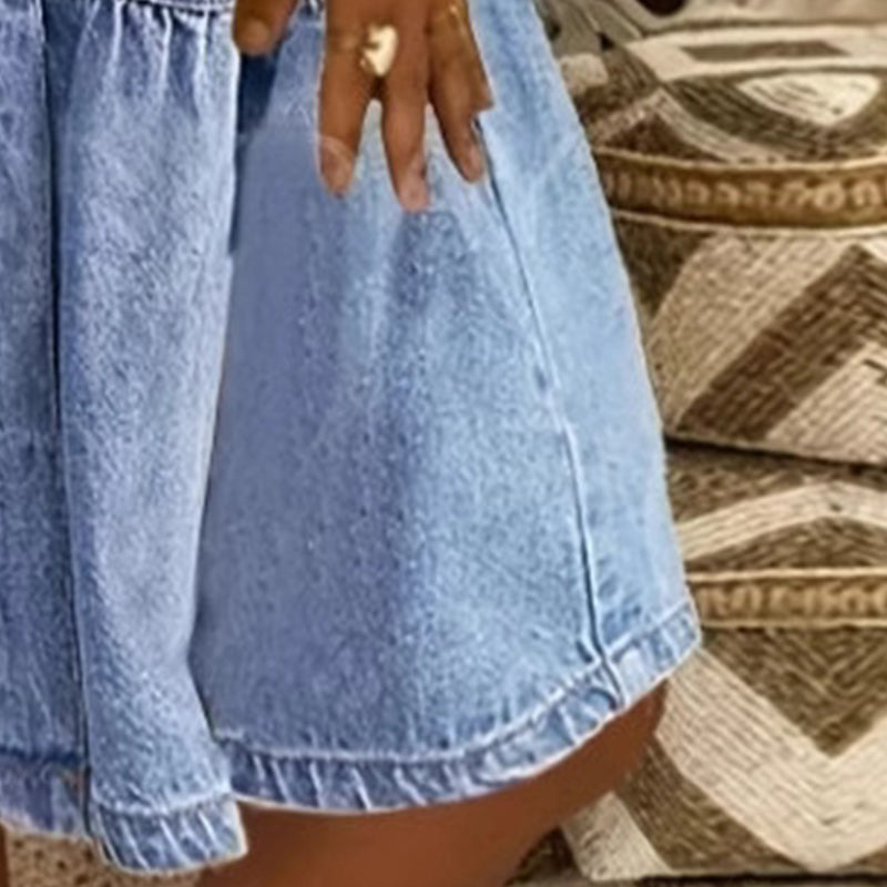 Elegant sommarklänning i denim för damer