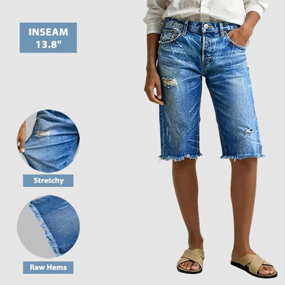 🩳 50 % RABATT JUST NU! 🩹 Bermudashorts i slitna jeans i dammodell – avslappnad passform och obearbetad nederkant – perfekta för sommaren, streetwear eller avslappnade dagar – mjuka och stretchiga 🌸✨
