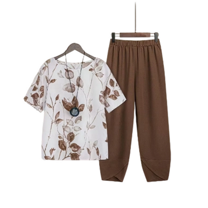 👗 50 % RABATT 🌸 Avslappnat set med mönster – Matchande topp och byxor, lätt passform – Perfekt för sommaren, resor eller en bohemchic look – bekvämt och trendigt ✨🌿