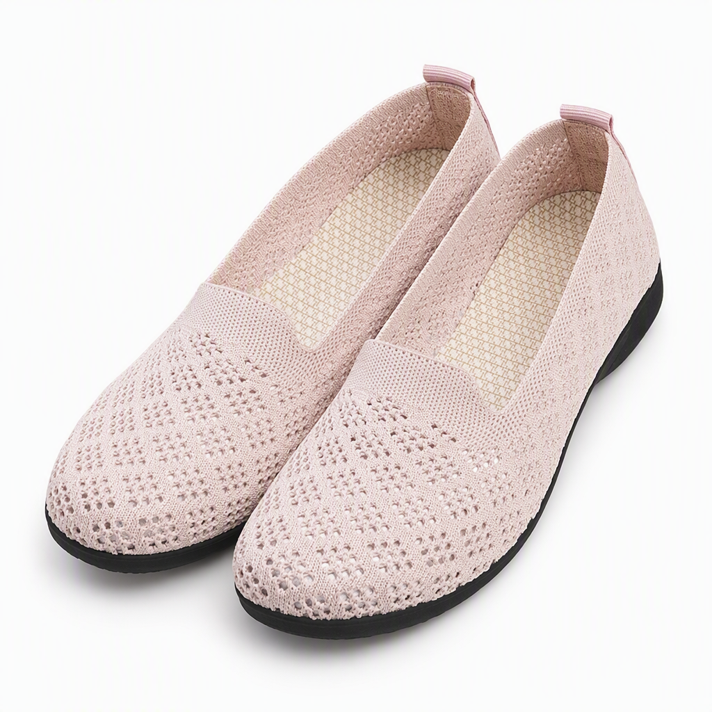 Andningsbara slip-on-skor för kvinnor med utskurna detaljer
