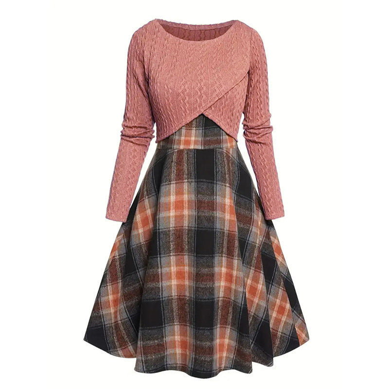 Elegant rutig klänning och crop top-set för kvinnor