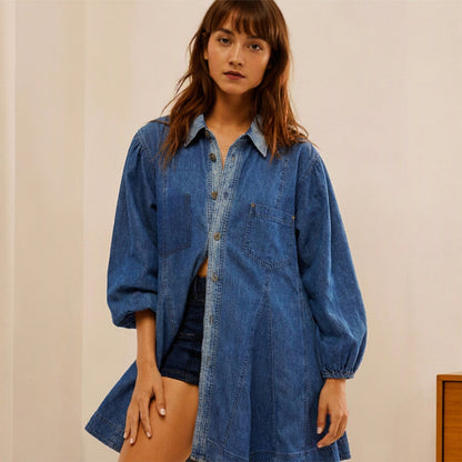 Kvinnors jeansklänning med volymärmar och knäppning framtill – Tidlös, bekväm och elegant i premiumdenim 👗✨