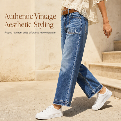 Vintage-jeans för damer i stretchtyg med raka ben, slitna påsydda fickor och fransiga, obearbetade benslut